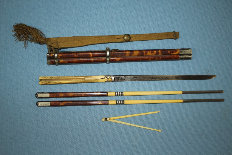 Trousse Chinese Qing QianLong Ching sabre saber sword Easting set A very rare example Very fine quality www.swordsantiqueweapons.com