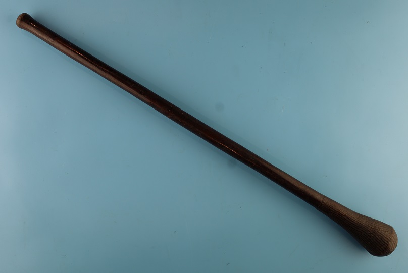 A fine old Angola Club A Chokwe scepter with old world patina www.swordsantiqueweapons.com